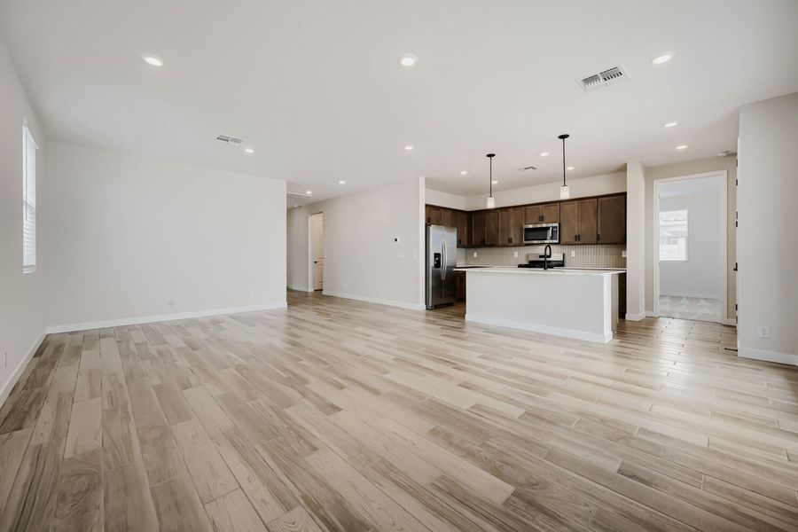 New Home in San Tan Valley, AZ.  - Slide 6