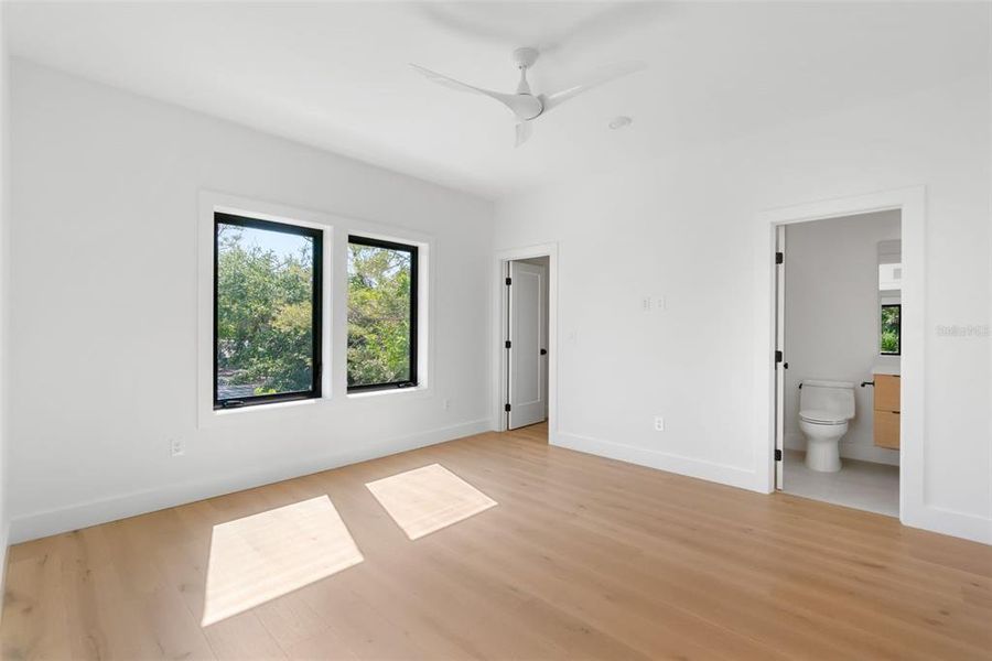 Image 71 of a home in .