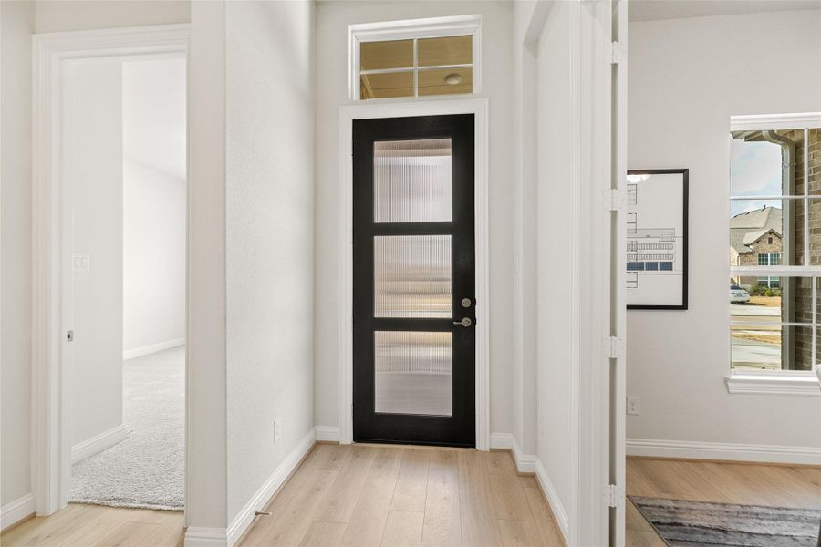 Spacious, unfurnished interior of a new home in Sunterra, Katy (Image 20). Spacious, unfurnished interior of a new home in Sunterra, Katy (Image 20).