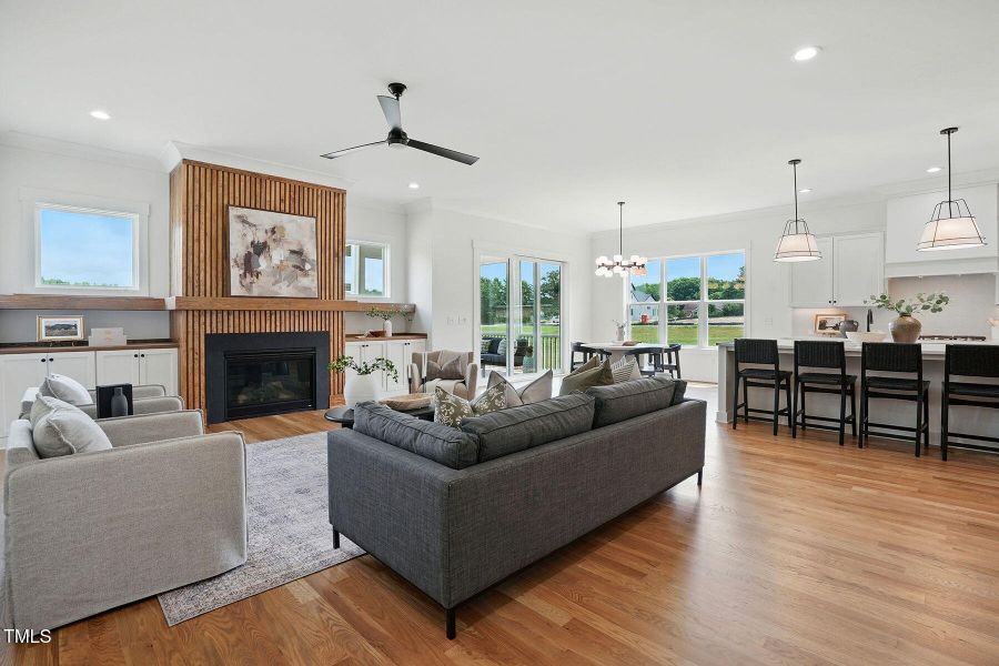 46-web-or-mls-Photo_016 (2) 46-web-or-mls-Photo_016 (2)