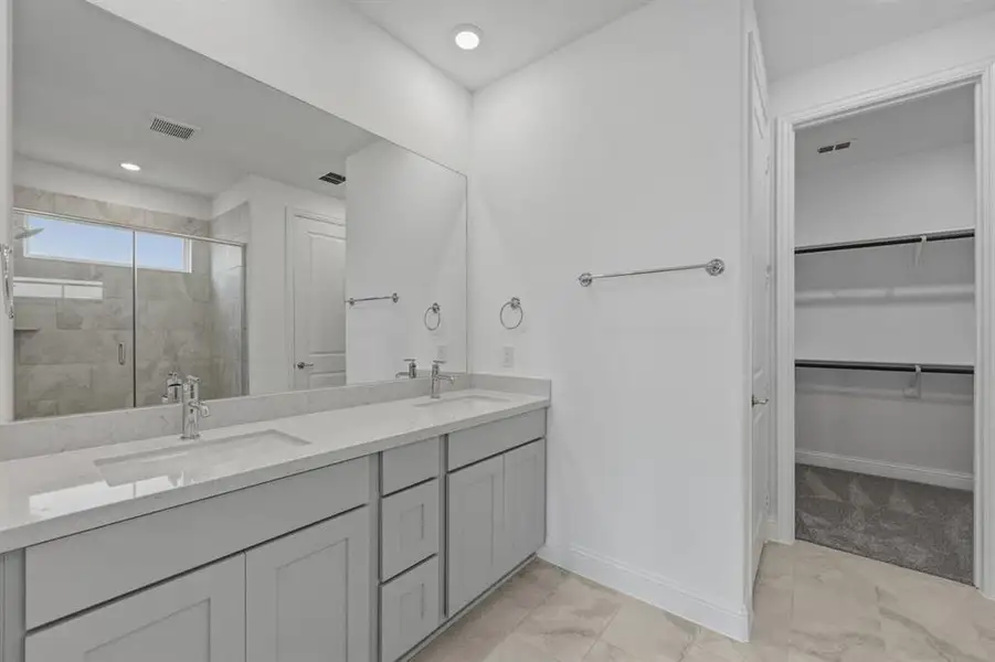 1422 Victory Terrace ~ Ready Now