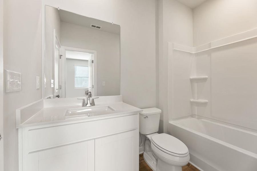 Furnished interior view inside a new home in , Gainesville (Image 5).