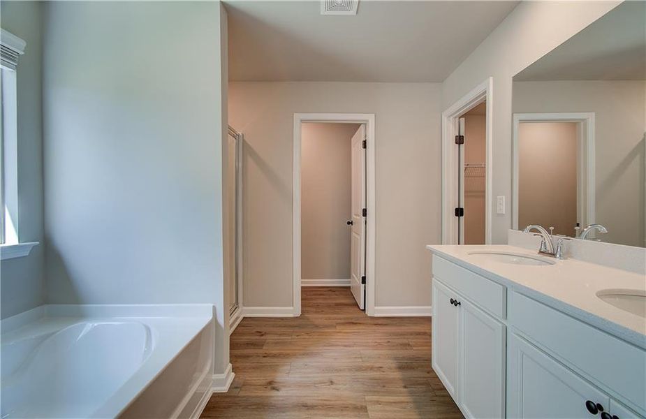 Furnished interior view inside a new home in Towne Center, Hampton (Image 8).