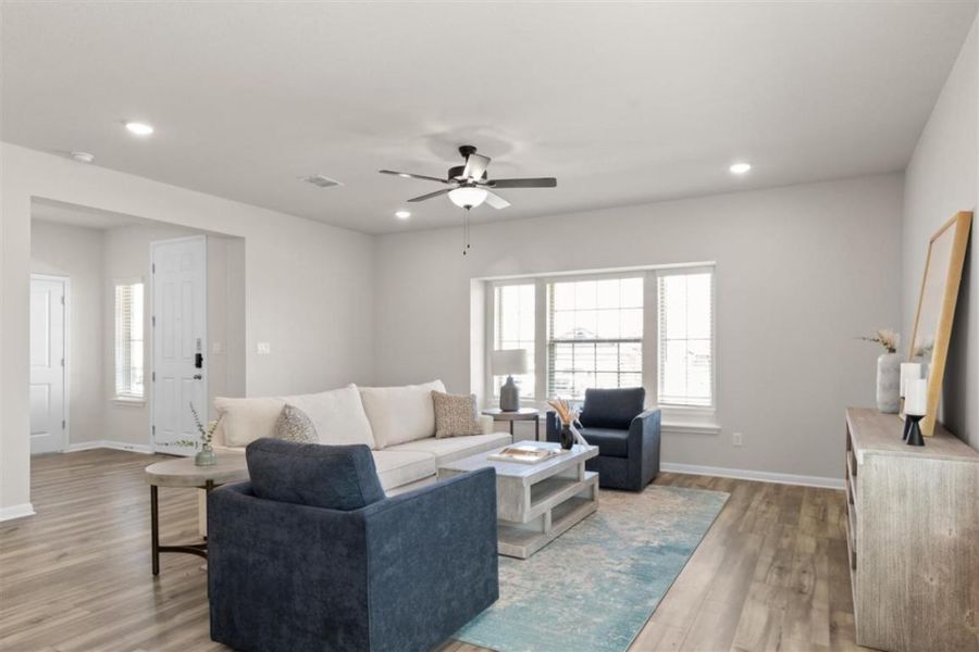 Furnished interior view inside a new home in Saddle Creek, Georgetown (Image 10).