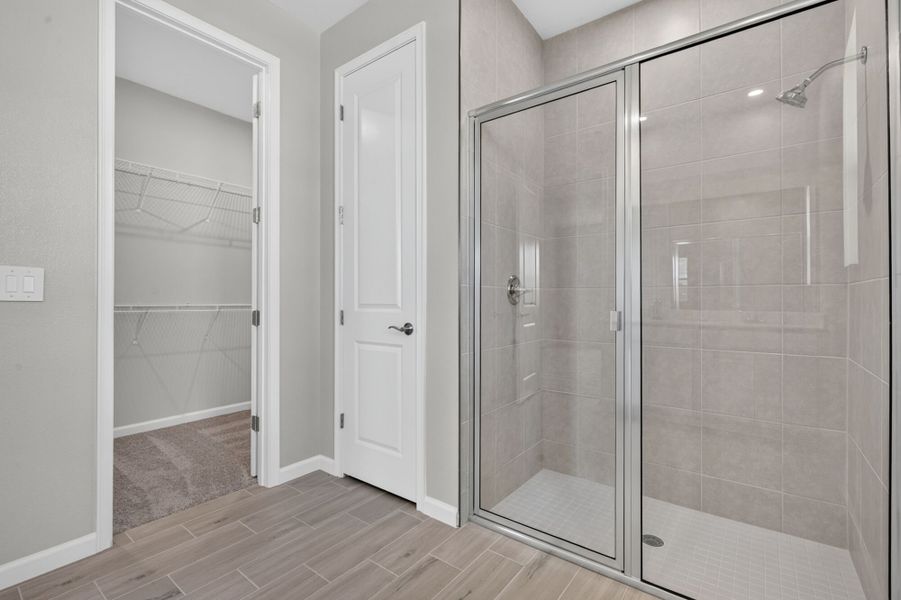 Image 16 of a home in Pasadena Ridge Master. Image 16 of a home in Pasadena Ridge Master.