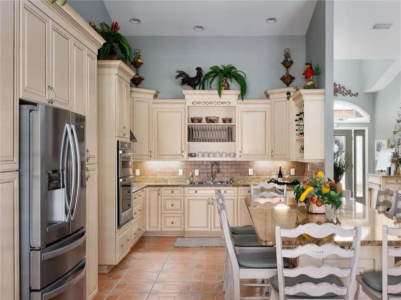 Furnished interior view inside a new home in , Ocklawaha (Image 7).
