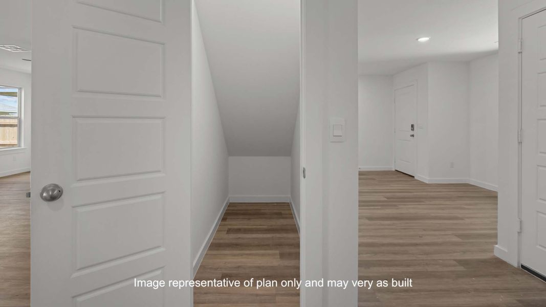 Representative unfurnished interior of a home built from the The Jayde by D.R. Horton in Terra Vista, Lubbock (Image 13). Representative unfurnished interior of a home built from the The Jayde by D.R. Horton in Terra Vista, Lubbock (Image 13).