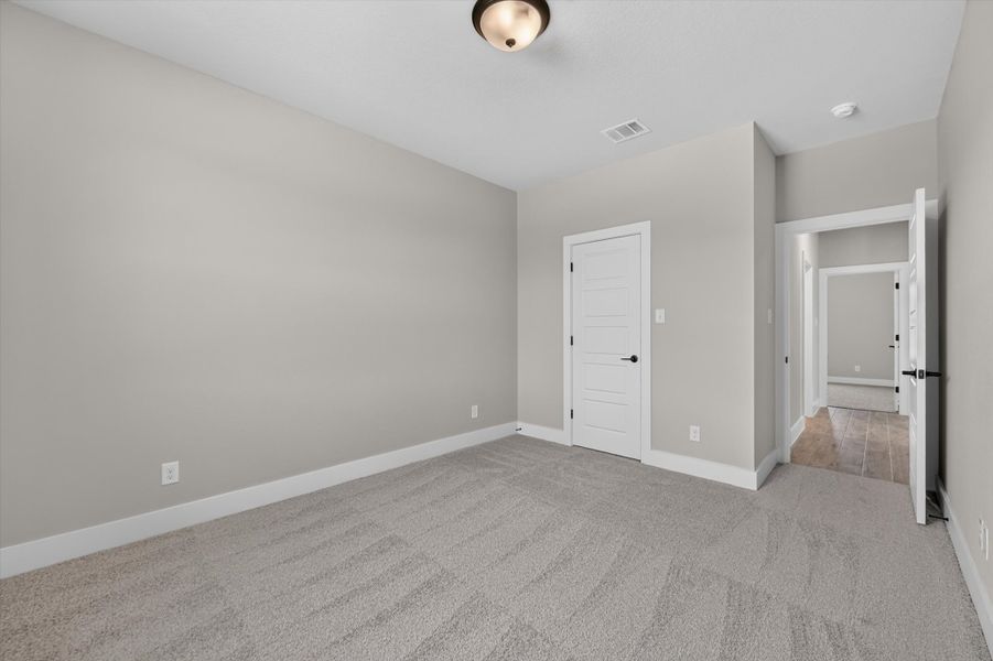 Spacious, unfurnished interior of a new home in Taylor Ranch, Springtown (Image 35).