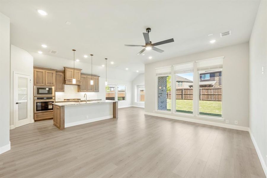 Furnished interior view inside a new home in Ridge Ranch Classic 50, Mesquite (Image 16). Furnished interior view inside a new home in Ridge Ranch Classic 50, Mesquite (Image 16).