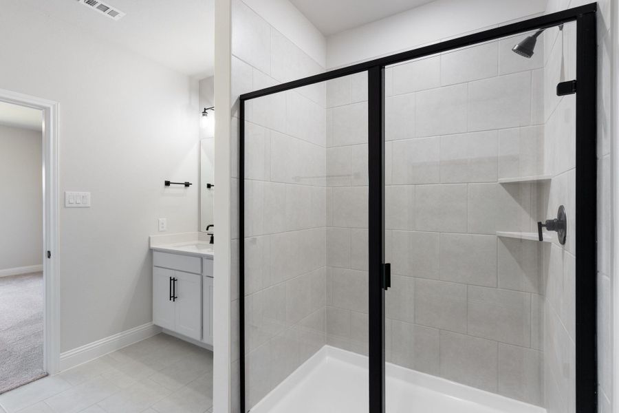 Furnished interior view inside a new home in Waverly Estates, Nevada (Image 66).
