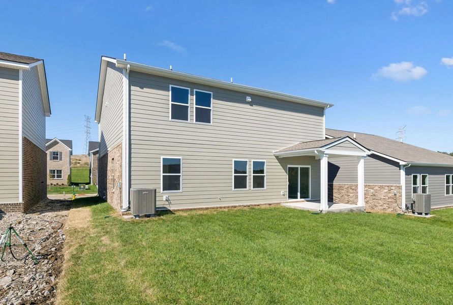 Exterior details and patio area of a home in Cades Bluff, Lebanon (Image 20).