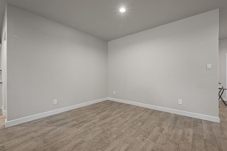 Spacious, unfurnished interior of a new home in The Parks of Alvarado, Alvarado (Image 22).