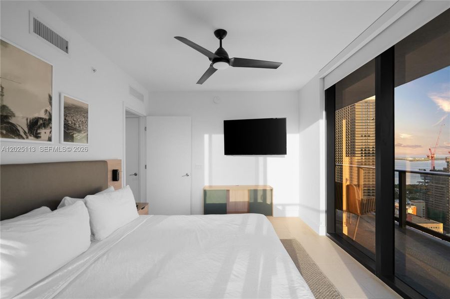 Furnished interior view inside a new home in Natiivo Miami, Miami (Image 17). Furnished interior view inside a new home in Natiivo Miami, Miami (Image 17).