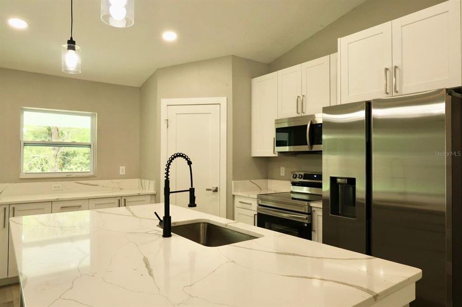 Close-up of interior finishes inside a home in , Ocklawaha (Image 4).