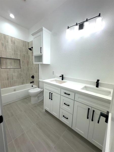 Furnished interior view inside a new home in , Springtown (Image 6).