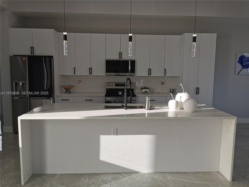 Furnished interior view inside a new home in , Cape Coral (Image 10).