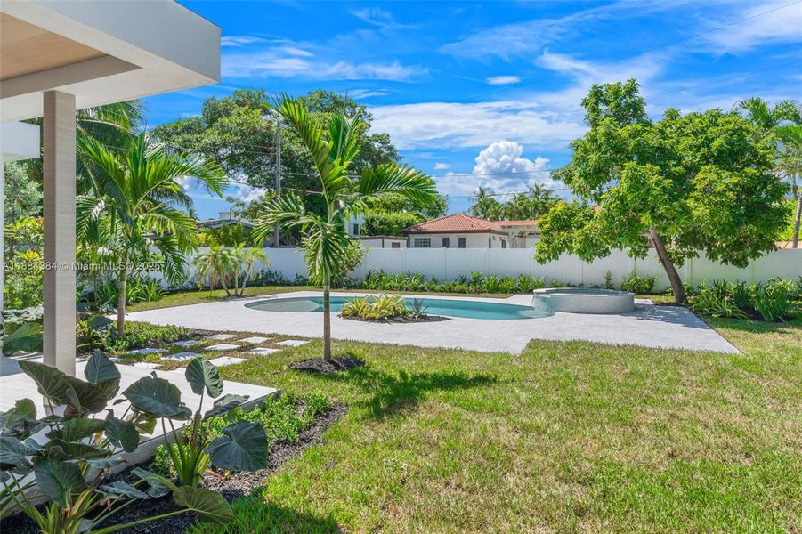 Image 43 of a home in .