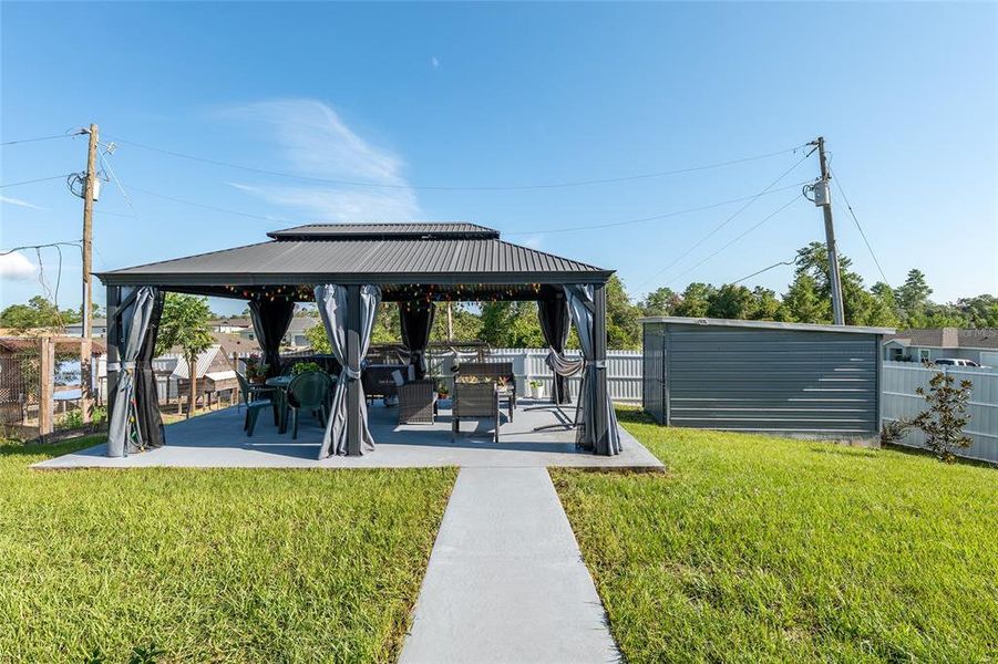Front exterior of a new home in , Ocala, FL, highlighting curb appeal (Image 19).