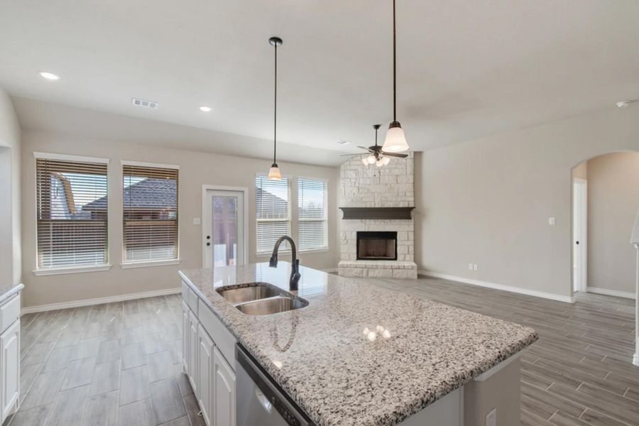 Representative furnished interior of a home built from the Concept 2440 by Landsea Homes in Chisholm Hills, Cleburne (Image 55).