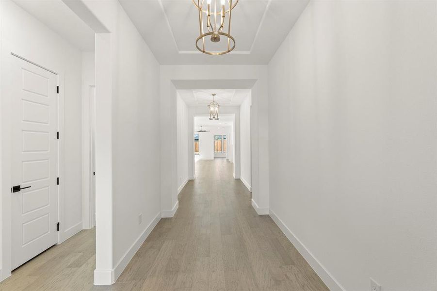 10. 4820 Belo - Entry (3) 10. 4820 Belo - Entry (3)