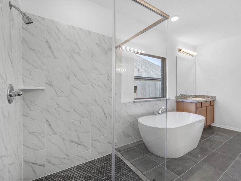 Furnished interior view inside a new home in Candela, Richmond (Image 6).