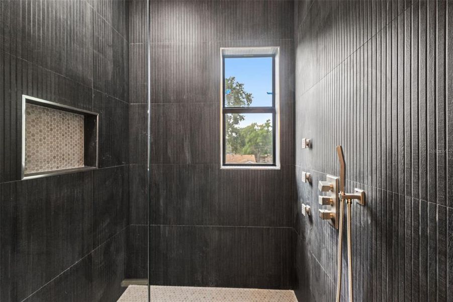 Close-up of interior finishes inside a home in , Tampa (Image 20).