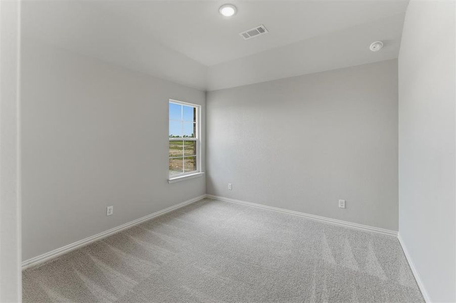 Spacious, unfurnished interior of a new home in Cedar Ridge Estates, Anna (Image 30).
