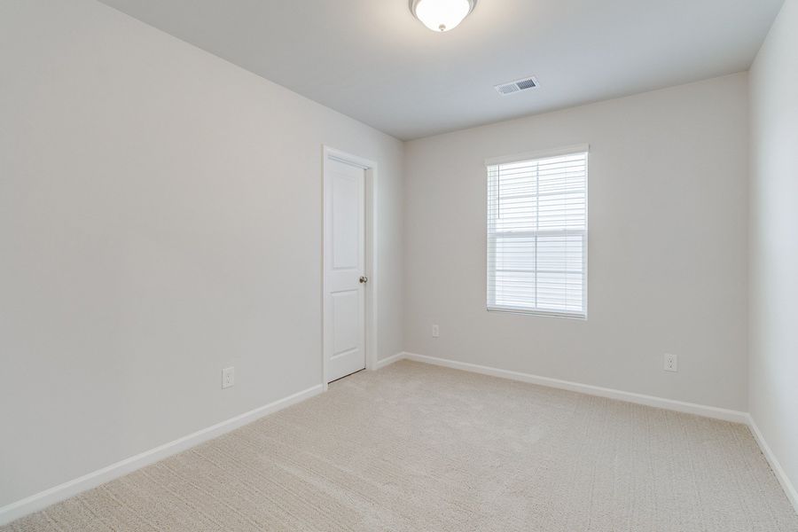 Spacious, unfurnished interior of a new home in Haynes Park, Columbia (Image 25).