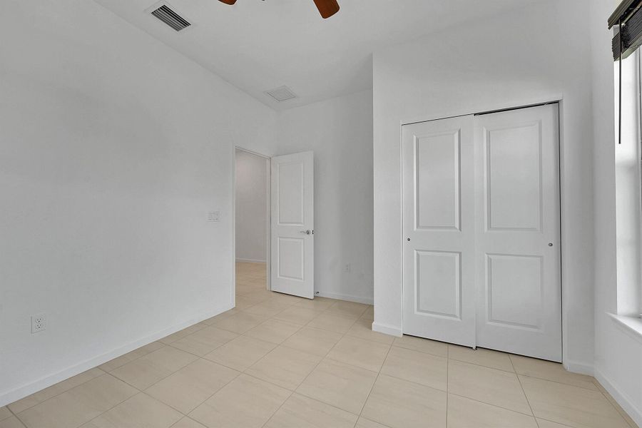 Spacious, unfurnished interior of a new home in , Stuart (Image 33).