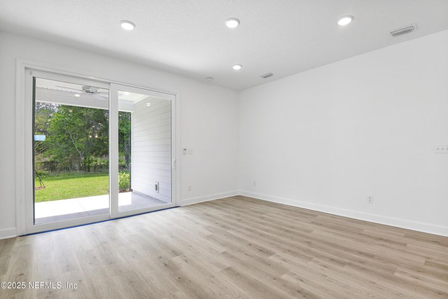 Spacious, unfurnished interior of a new home in Elm Creek at Silverleaf, St. Augustine (Image 8). Spacious, unfurnished interior of a new home in Elm Creek at Silverleaf, St. Augustine (Image 8).