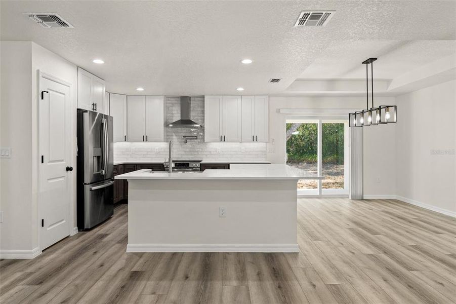 Furnished interior view inside a new home in , Spring Hill (Image 14).