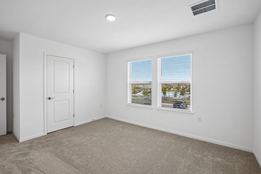 Spacious, unfurnished interior of a new home in Lisso, Pflugerville (Image 42).