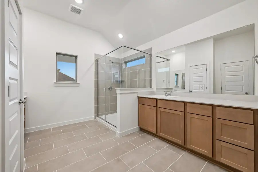 Furnished interior view inside a new home in Riviera Pines, Huffman (Image 10).