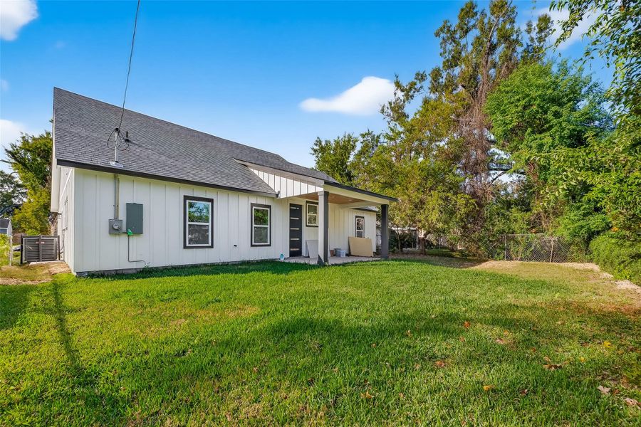 Exterior details and patio area of a home in , Houston (Image 18). Exterior details and patio area of a home in , Houston (Image 18).