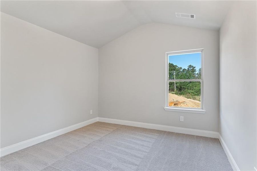 Spacious, unfurnished interior of a new home in Stratford Square, Lawrenceville (Image 24).