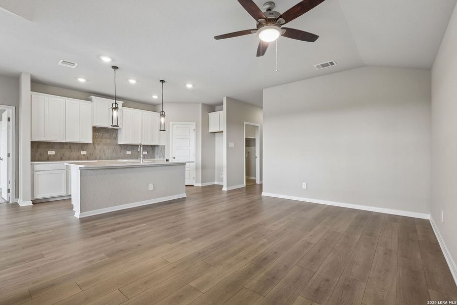 Spacious, unfurnished interior of a new home in Catalina, Converse (Image 45). Spacious, unfurnished interior of a new home in Catalina, Converse (Image 45).