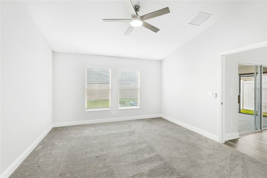 Spacious, unfurnished interior of a new home in Crosswind Point, Parrish (Image 29).