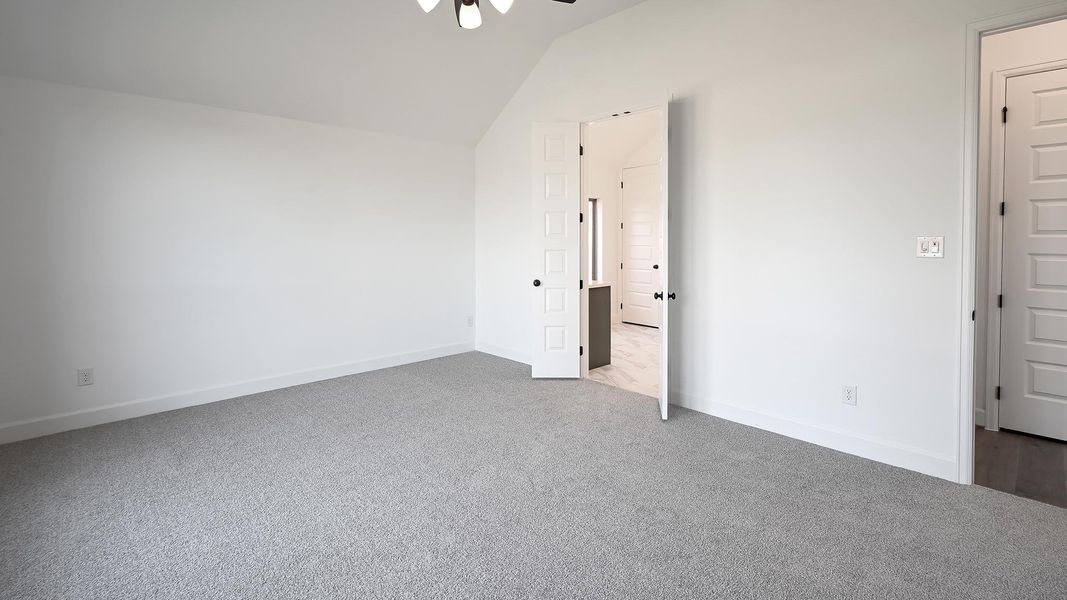 Spacious, unfurnished interior of a new home in Juniper Springs, Lockhart (Image 20).