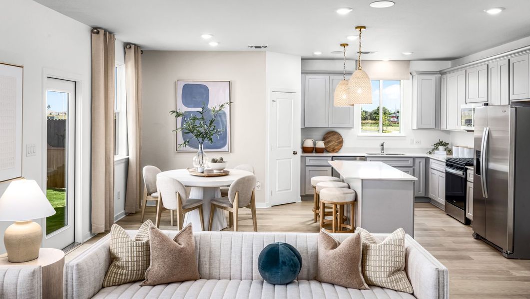 Representative furnished interior of a home built from the Sandalwood by Pulte Homes in Woodside, Georgetown (Image 7).