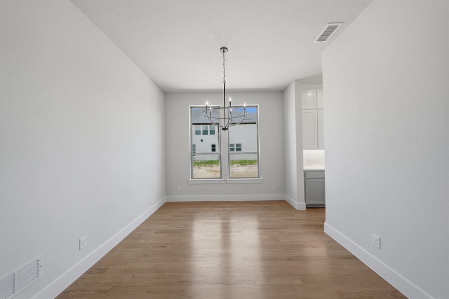 Spacious, unfurnished interior of a new home in Hillside Village, Celina (Image 22).