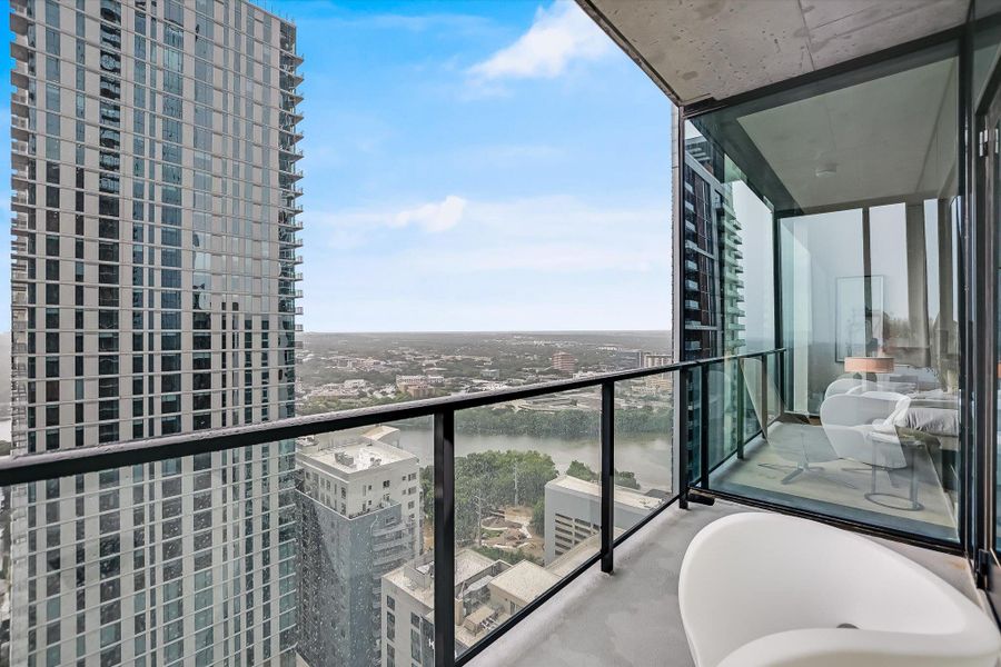 Photos shown are of the same floor plan 5 floors higher.