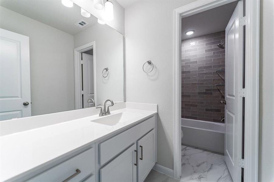 Furnished interior view inside a new home in Westridge, McKinney (Image 2). Furnished interior view inside a new home in Westridge, McKinney (Image 2).