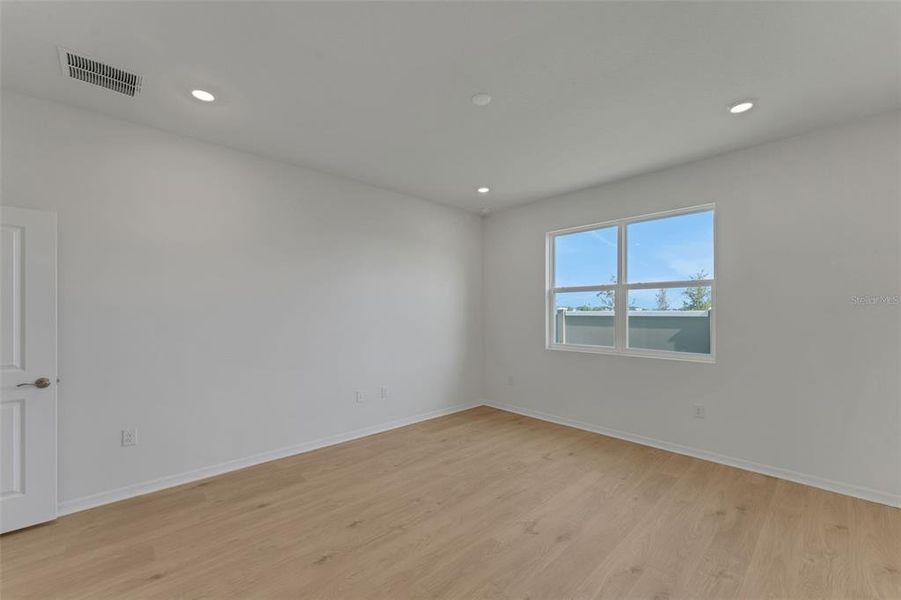 Spacious, unfurnished interior of a new home in Seaire, Parrish (Image 34). Spacious, unfurnished interior of a new home in Seaire, Parrish (Image 34).