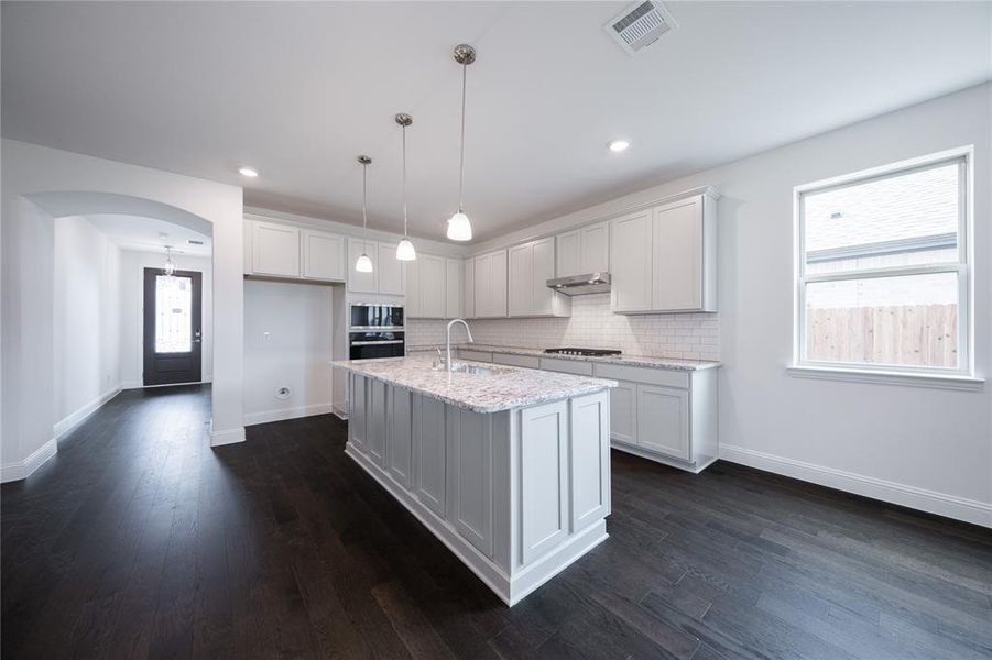 Furnished interior view inside a new home in Valencia on the Lake: Valencia 50s, Little Elm (Image 4). Furnished interior view inside a new home in Valencia on the Lake: Valencia 50s, Little Elm (Image 4).