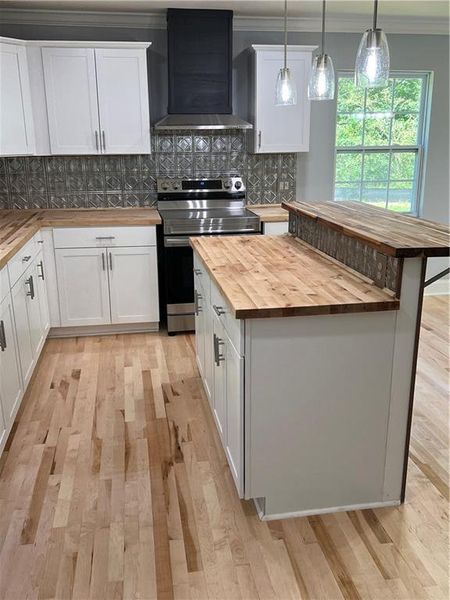 Image 25 of a home in .