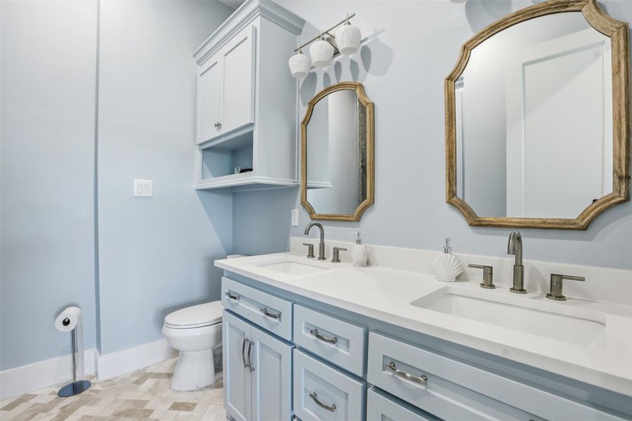 Furnished interior view inside a new home in , Galveston (Image 18).