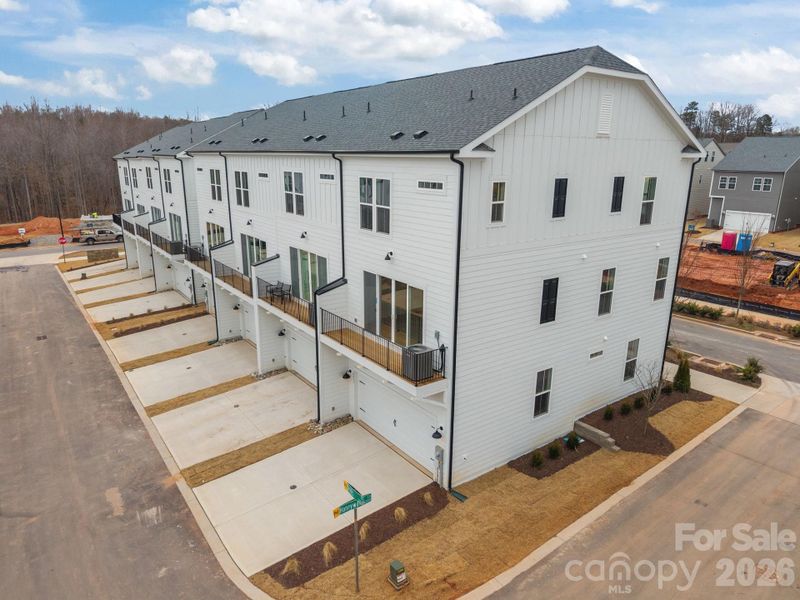 Image 27 of a home in River District Townhomes.