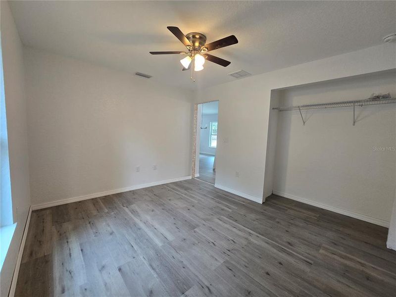 Spacious, unfurnished interior of a new home in , Ocklawaha (Image 43).