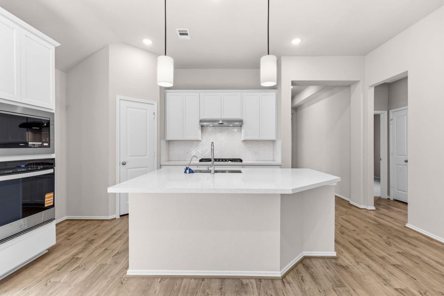 Furnished interior view inside a new home in Grand Central Park, Conroe (Image 13). Furnished interior view inside a new home in Grand Central Park, Conroe (Image 13).