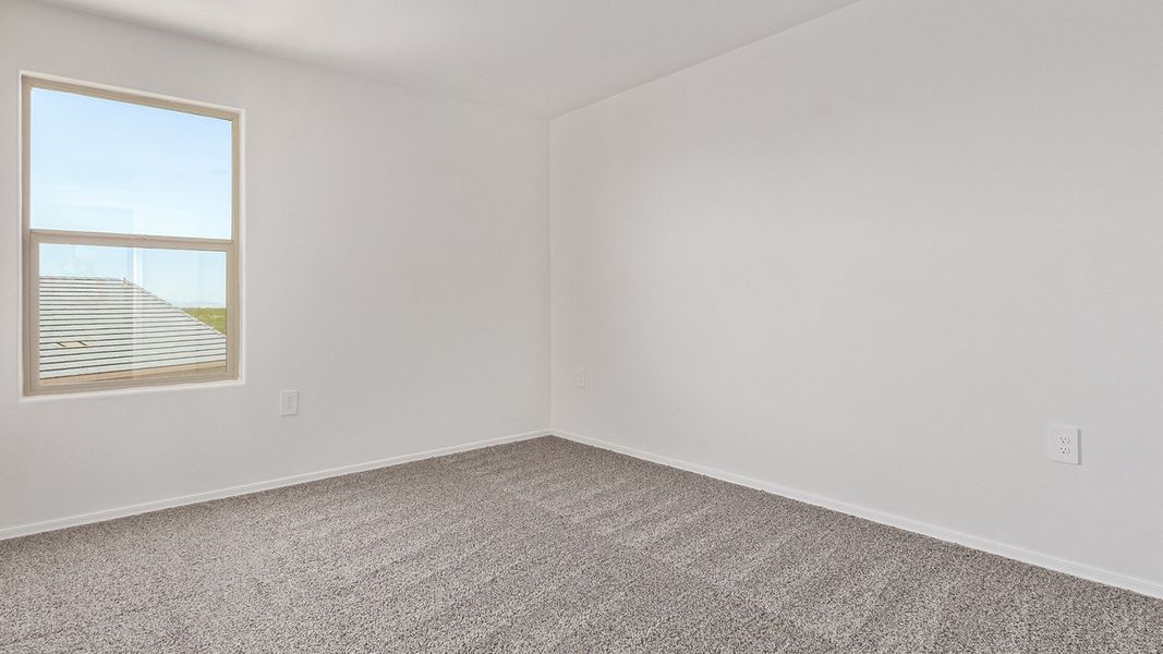 Spacious, unfurnished interior of a new home in Saguaro Bloom, Marana (Image 32).